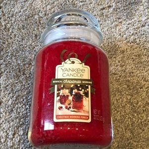 NWT Yankee Candle 22oz Large Candle